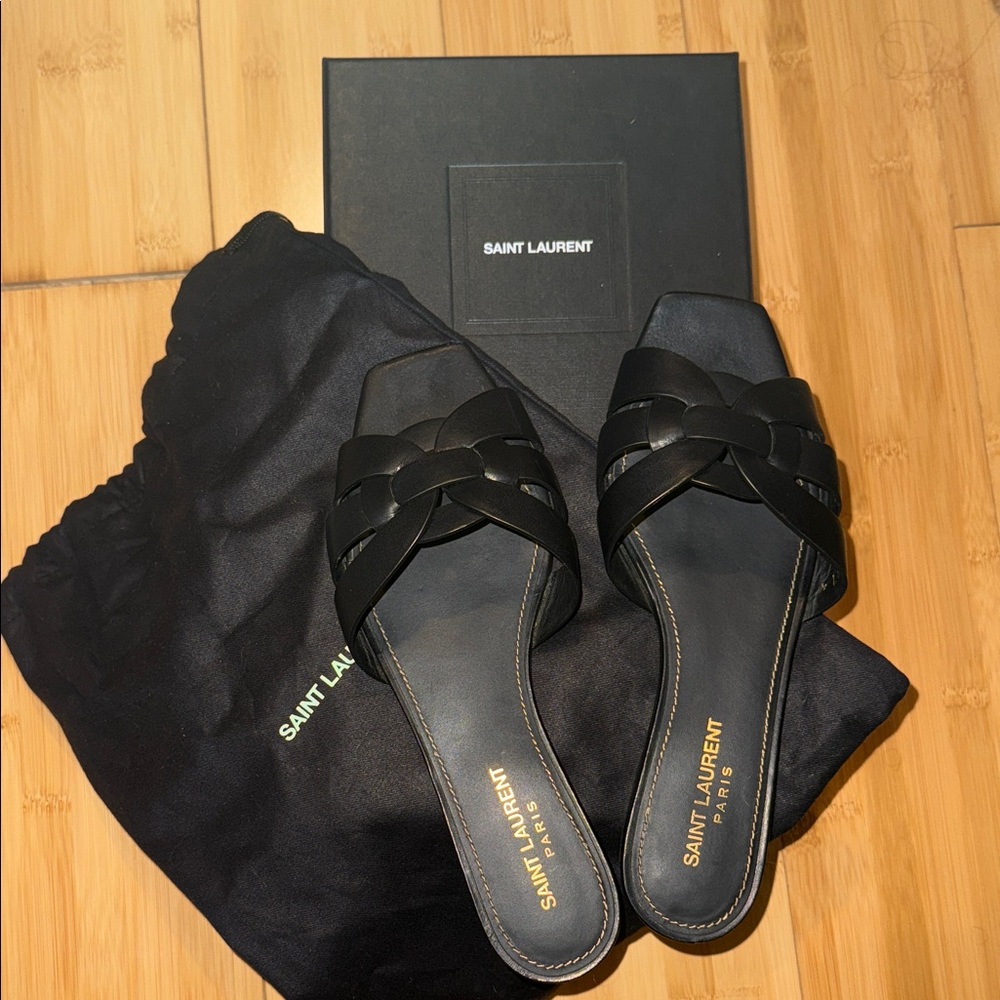 Saint Laurent Tribute Sandal